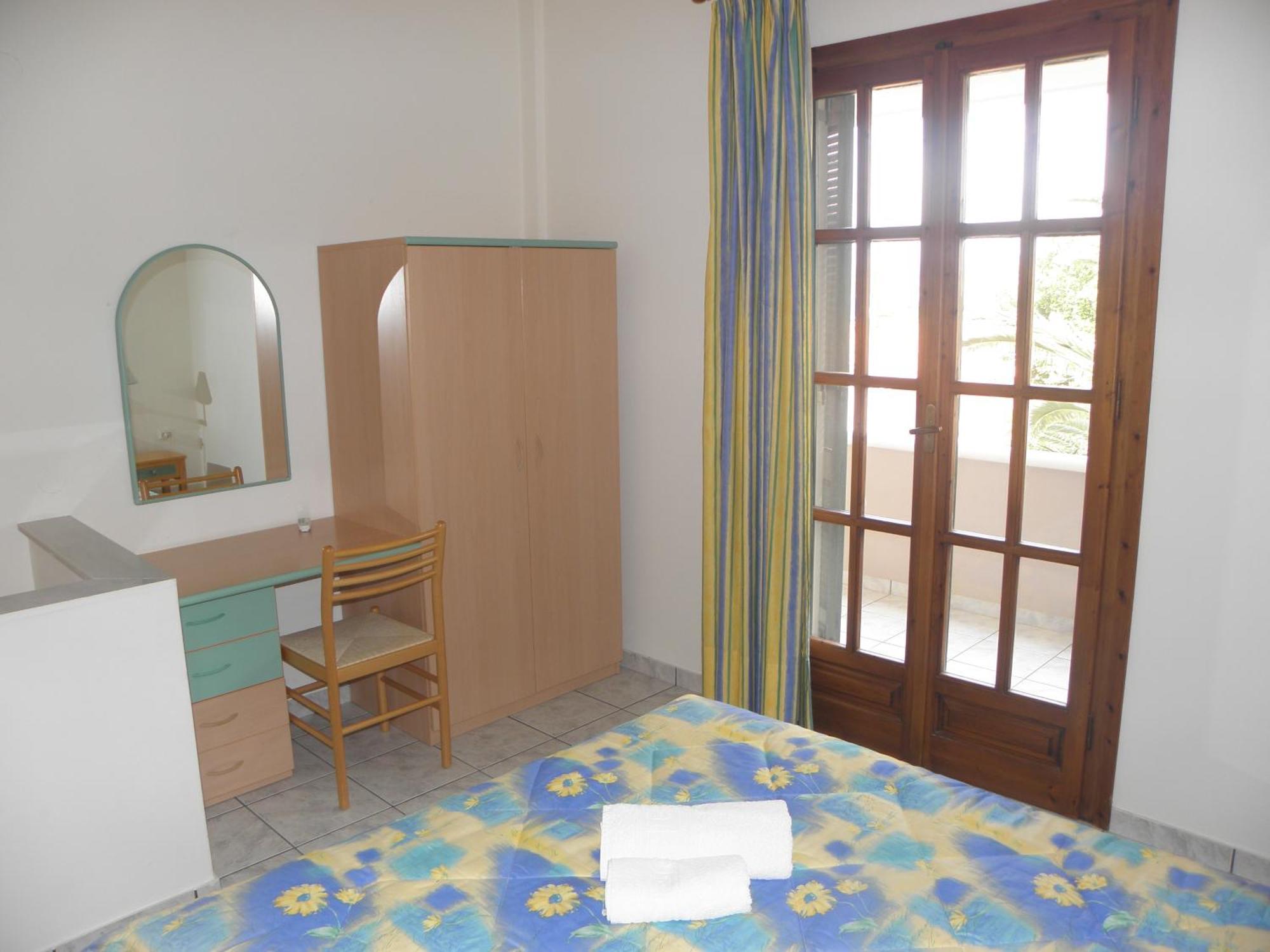 Lakonia Bay Apartments Archangelos  Eksteriør billede