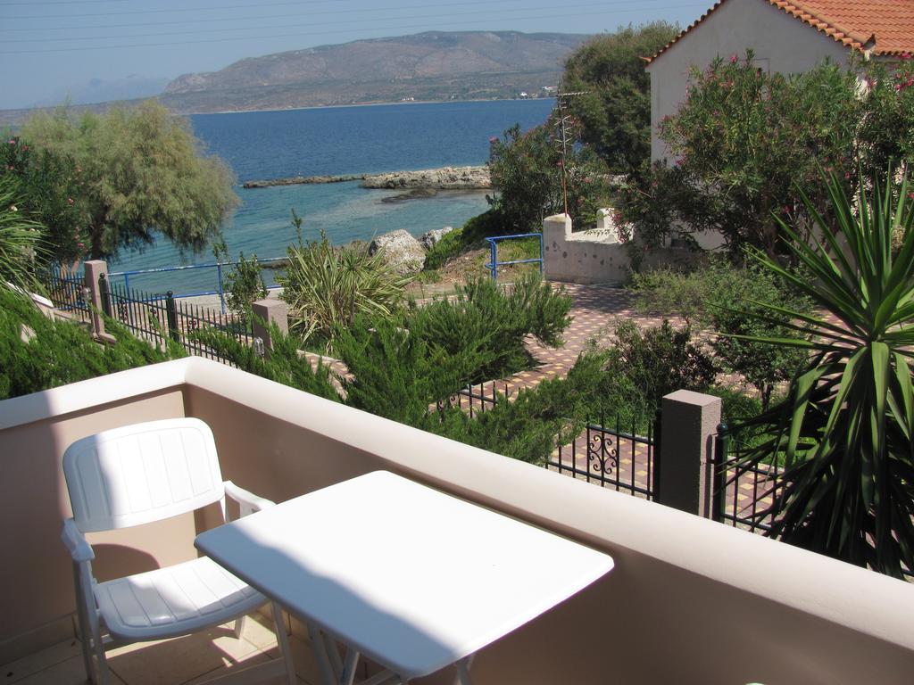 Lakonia Bay Apartments Archangelos  Eksteriør billede