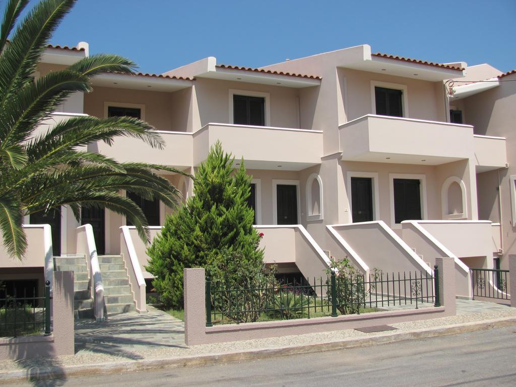 Lakonia Bay Apartments Archangelos  Eksteriør billede