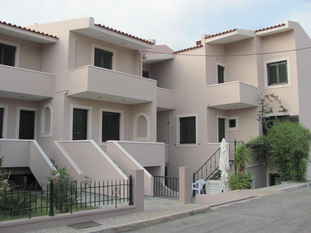 Lakonia Bay Apartments Archangelos  Eksteriør billede
