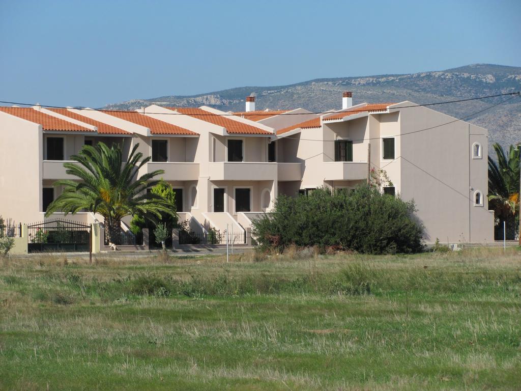 Lakonia Bay Apartments Archangelos  Eksteriør billede