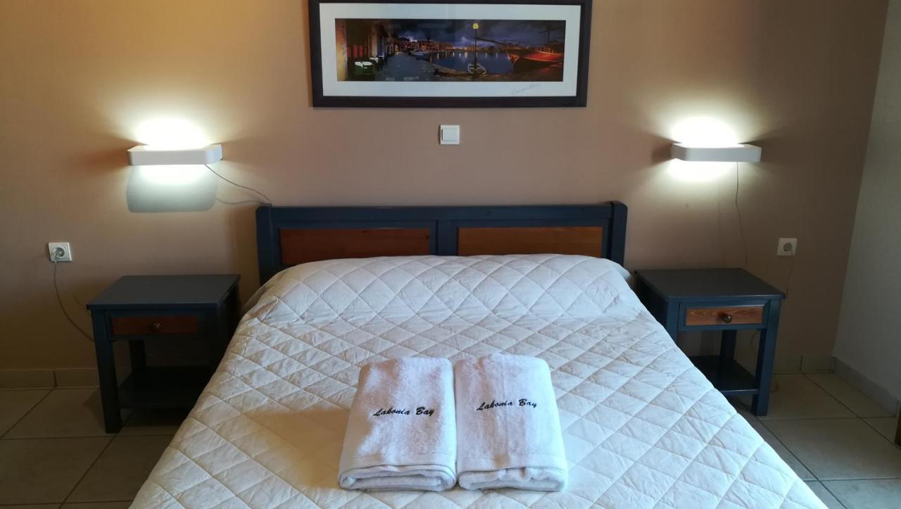 Lakonia Bay Apartments Archangelos  Eksteriør billede