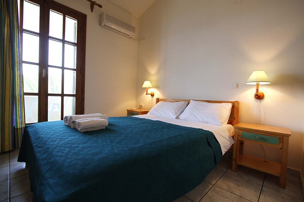 Lakonia Bay Apartments Archangelos  Eksteriør billede