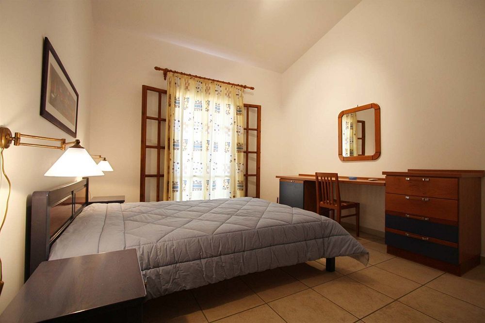 Lakonia Bay Apartments Archangelos  Eksteriør billede